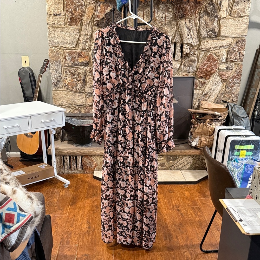 Chic Long Sleeve Floral Dress
